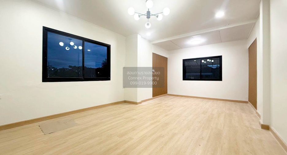 Casa en venta de 4 habitaciones en Nong Khaem, Bangkok