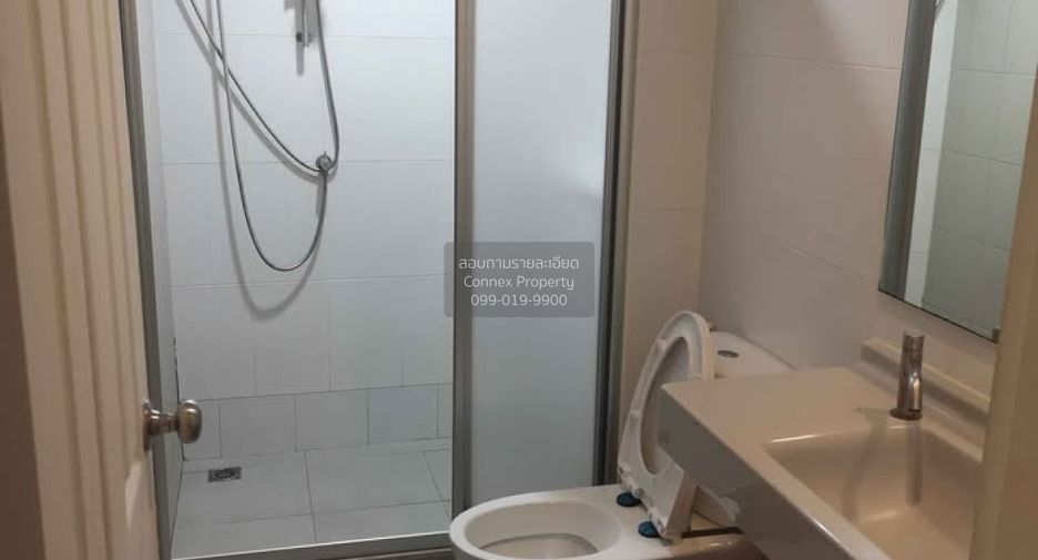 For sale 3 bedrooms condo in Watthana, Bangkok