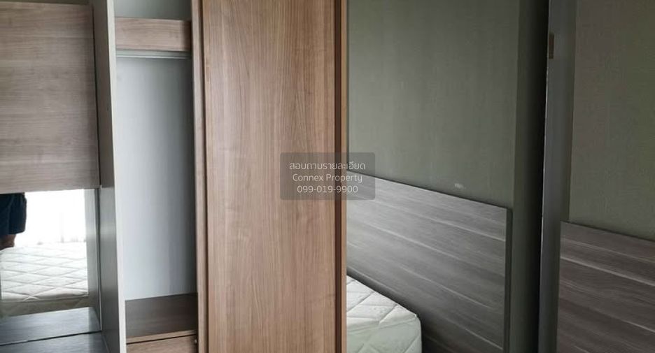 For sale 3 bedrooms condo in Watthana, Bangkok