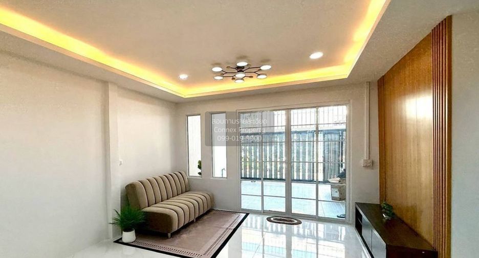 Reihenhaus zum Kauf mit 3 Zimmer in Bang Khen, Bangkok