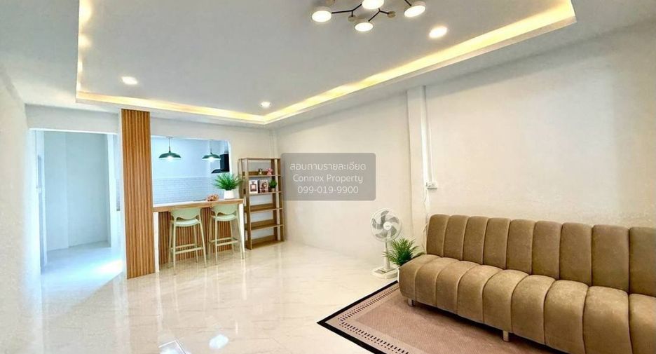 Reihenhaus zum Kauf mit 3 Zimmer in Bang Khen, Bangkok
