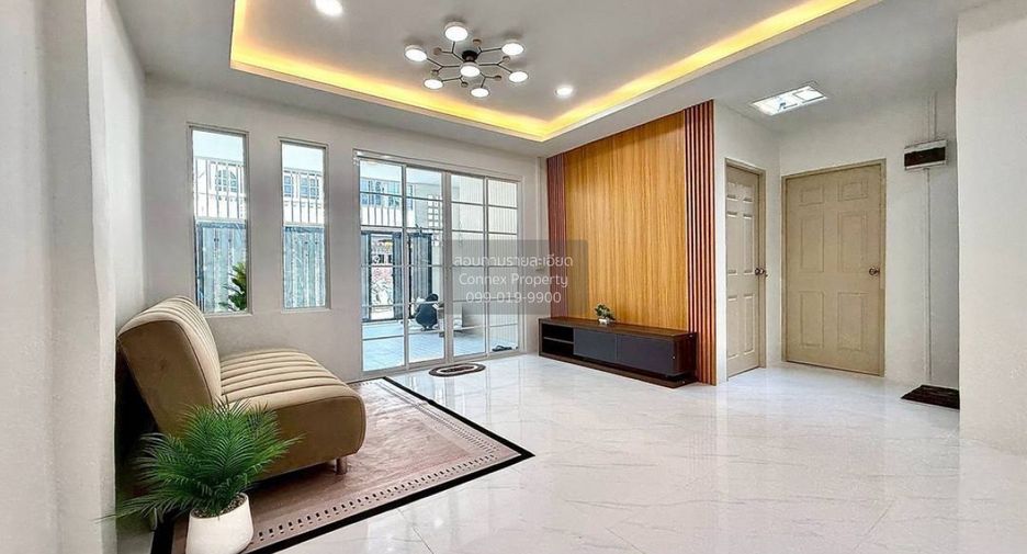 Reihenhaus zum Kauf mit 3 Zimmer in Bang Khen, Bangkok