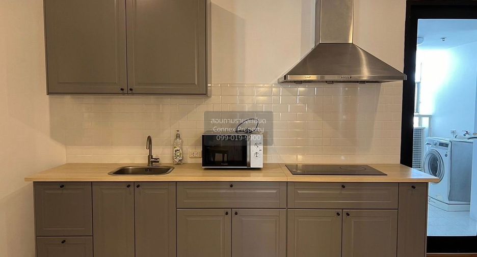 For sale 3 bedrooms condo in Bang Kho Laem, Bangkok