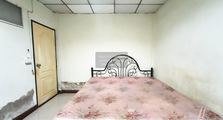 Casa adosada en venta de 2 habitaciones en Mueang Samut Prakan, Samut Prakan