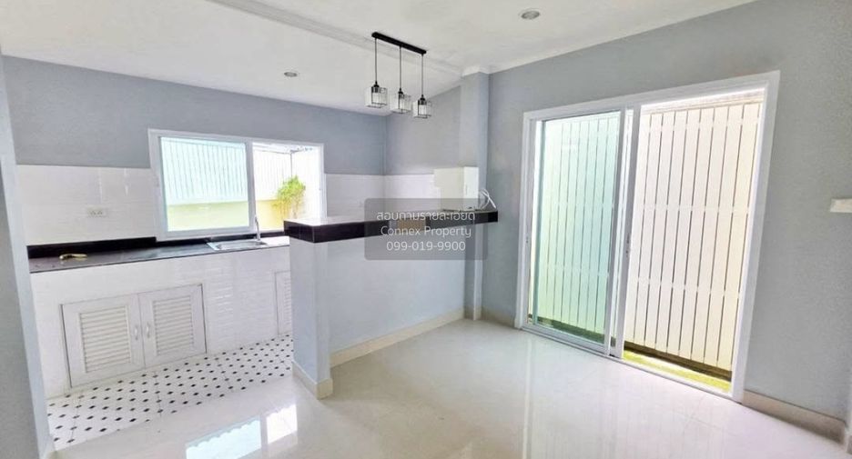 For sale 4 bedrooms house in Bangkok Noi, Bangkok