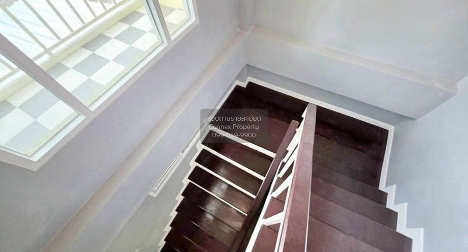 For sale 4 bedrooms house in Bangkok Noi, Bangkok