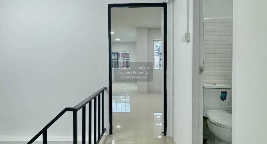 For sale 3 bedrooms townhouse in Mueang Nonthaburi, Nonthaburi