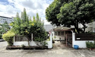 Casa en venta de 4 habitaciones en Wang Thonglang, Bangkok