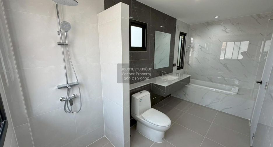 For sale 3 bedrooms house in Mueang Samut Sakhon, Samut Sakhon
