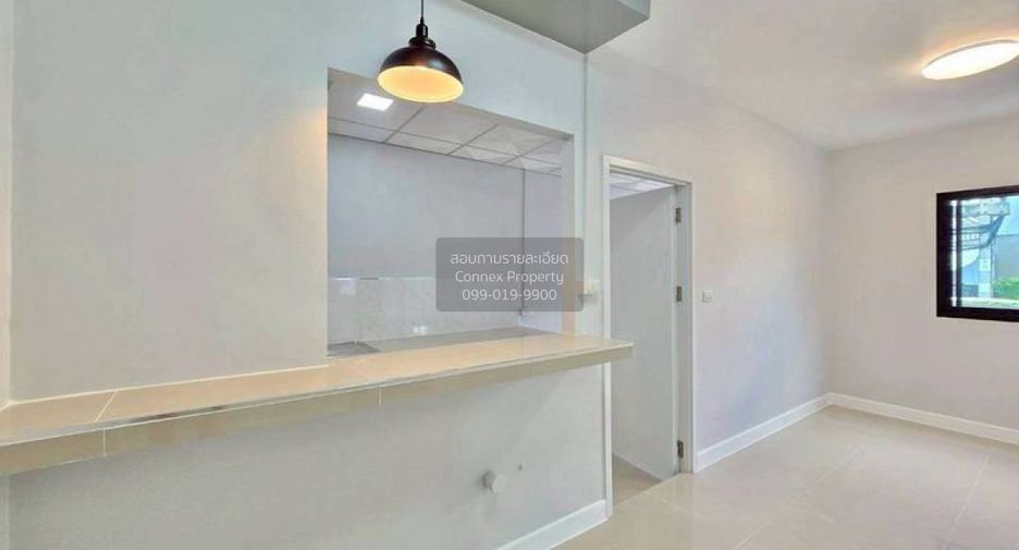 For sale 3 bedrooms townhouse in Mueang Nonthaburi, Nonthaburi