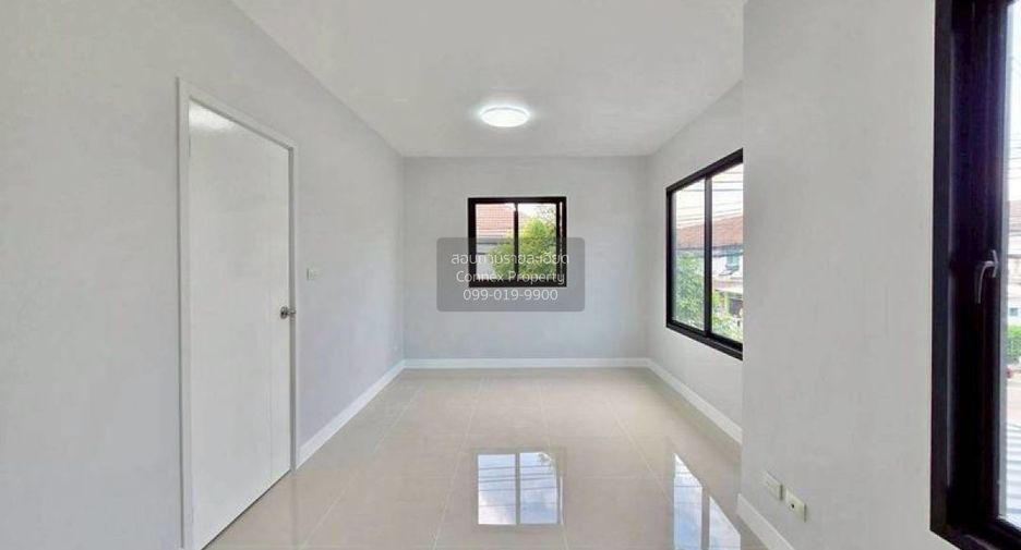 For sale 3 bedrooms townhouse in Mueang Nonthaburi, Nonthaburi