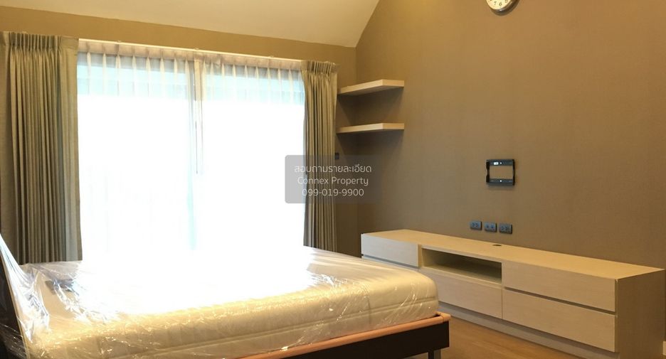 For sale 3 bedrooms house in Bang Kapi, Bangkok