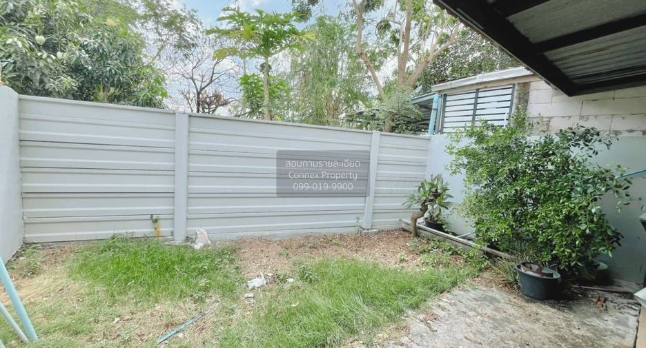For sale 3 bedrooms townhouse in Saphan Sung, Bangkok