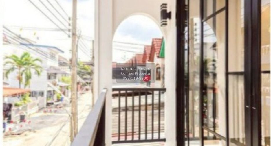For sale 2 bedrooms townhouse in Lat Phrao, Bangkok