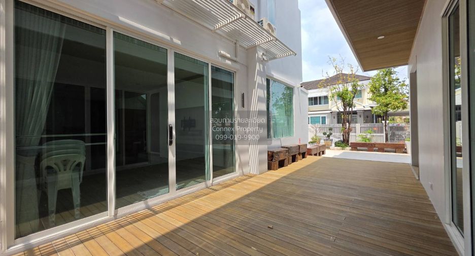 For sale 6 bedrooms house in Thawi Watthana, Bangkok