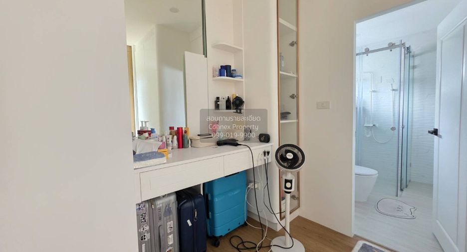 For sale 6 bedrooms house in Thawi Watthana, Bangkok