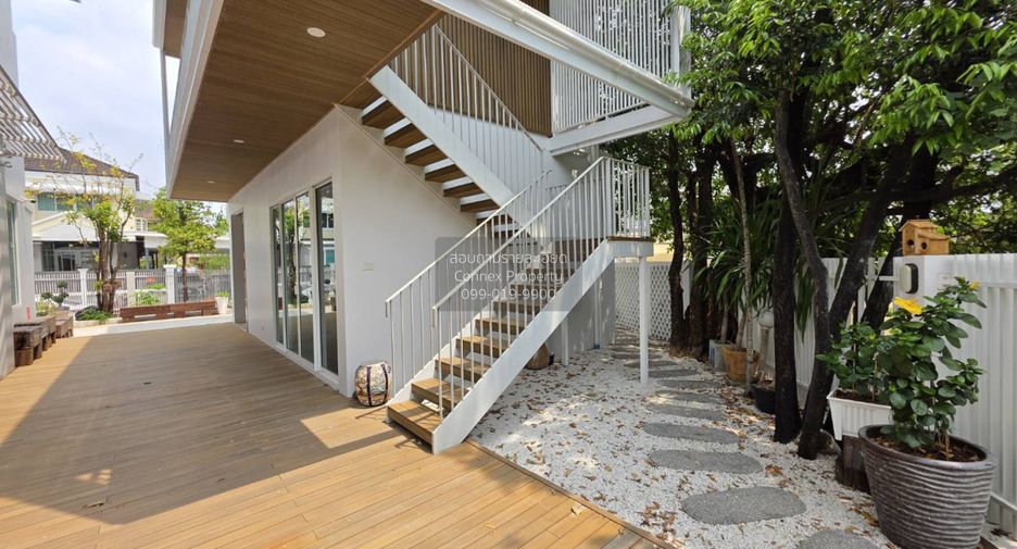 For sale 6 bedrooms house in Thawi Watthana, Bangkok