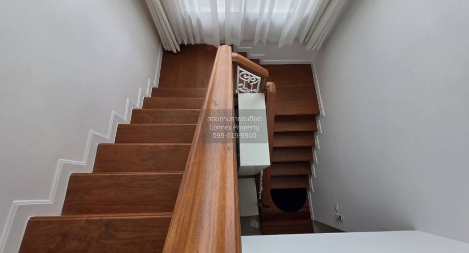 For sale 6 bedrooms house in Thawi Watthana, Bangkok