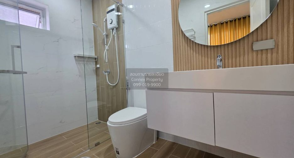 For sale 6 bedrooms house in Thawi Watthana, Bangkok