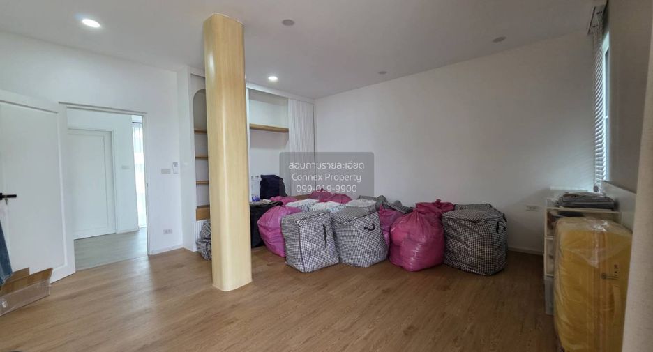 For sale 6 bedrooms house in Thawi Watthana, Bangkok