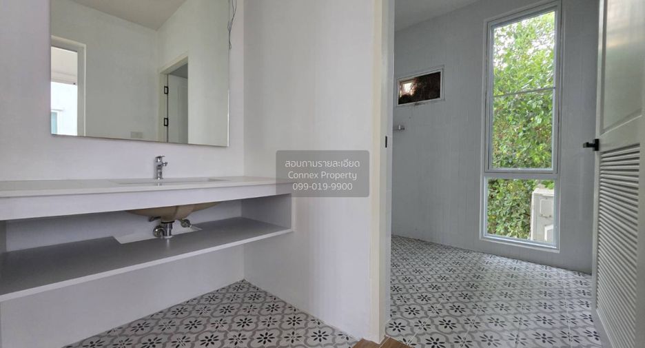 For sale 6 bedrooms house in Thawi Watthana, Bangkok