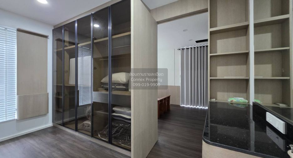For sale 6 bedrooms house in Thawi Watthana, Bangkok