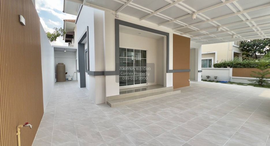 For sale 3 bedrooms house in Khlong Sam Wa, Bangkok