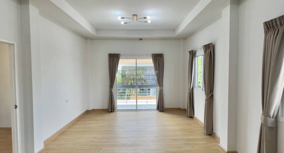 For sale 3 bedrooms house in Khlong Sam Wa, Bangkok