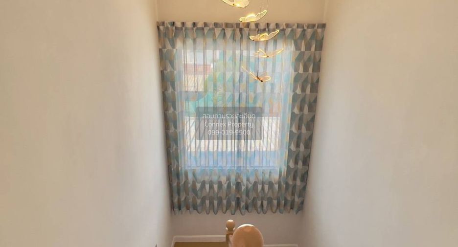 For sale 3 bedrooms house in Khlong Sam Wa, Bangkok