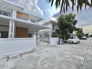 出售 3 卧室 独立屋 在 Khlong Sam Wa, 曼谷