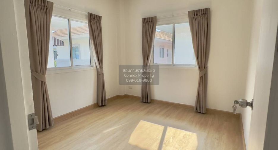 For sale 3 bedrooms house in Khlong Sam Wa, Bangkok