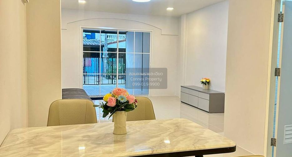 Casa adosada en venta de 2 habitaciones en Mueang Nonthaburi, Nonthaburi