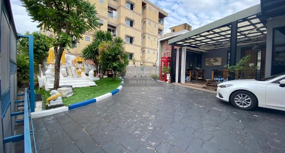 For sale 6 bedrooms house in Wang Thonglang, Bangkok