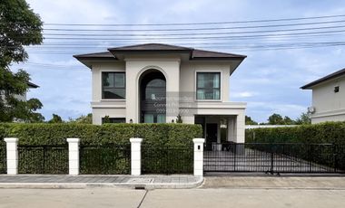 Продажа 4 спальни дом в Mueang Samut Sakhon, Самутсакхон