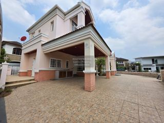 For sale 3 bedrooms house in Thawi Watthana, Bangkok