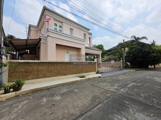 For sale 3 bedrooms house in Thawi Watthana, Bangkok