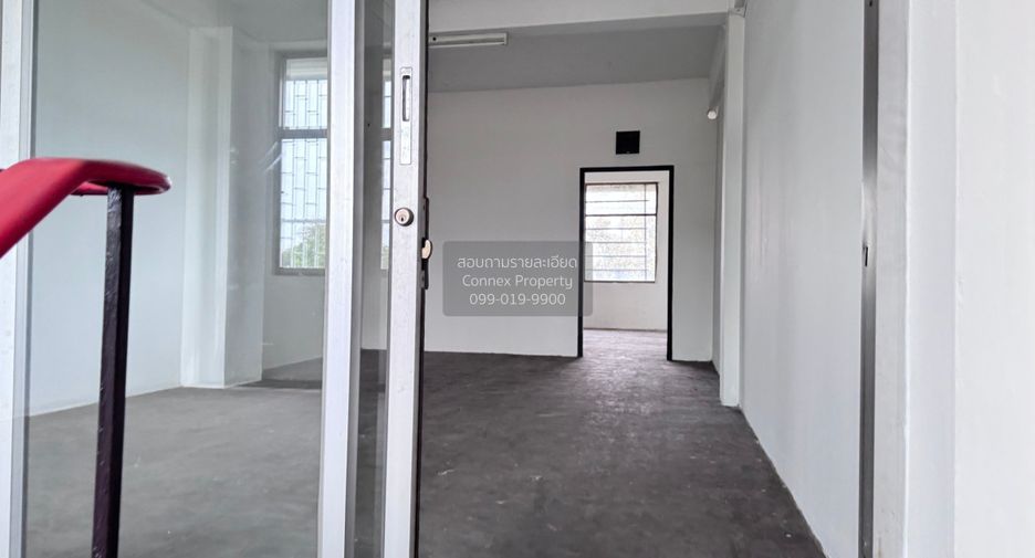 Gewerbefläche zum Kauf mit 3 Zimmer in Bang Kho Laem, Bangkok