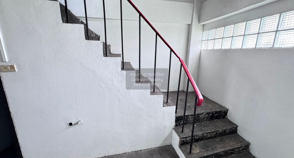 Gewerbefläche zum Kauf mit 3 Zimmer in Bang Kho Laem, Bangkok