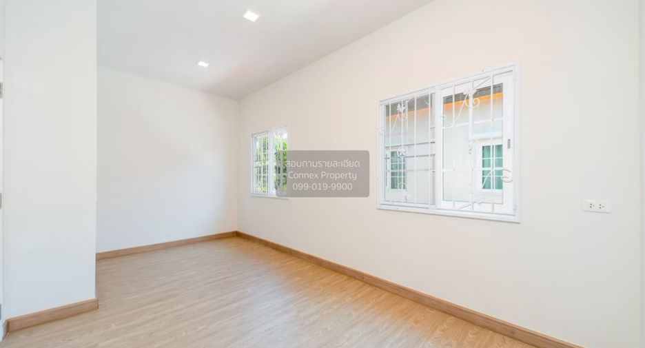 For sale 3 bedrooms townhouse in Bang Phli, Samut Prakan