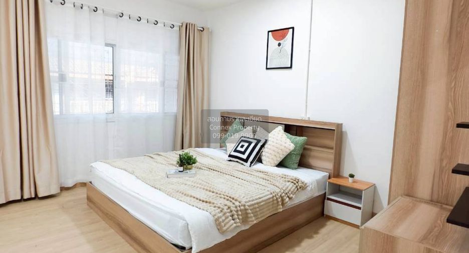 For sale 2 bedrooms townhouse in Bang Kapi, Bangkok