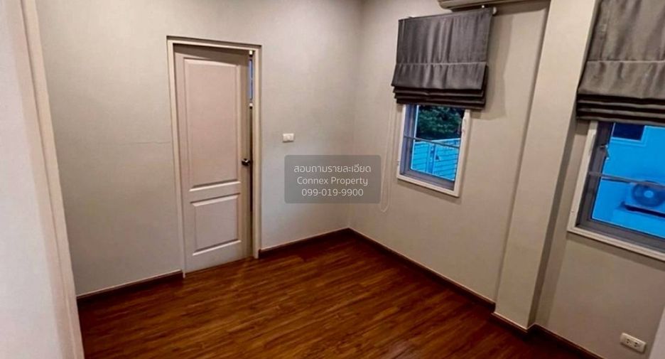Haus zum Kauf mit 3 Zimmer in Khlong Sam Wa, Bangkok