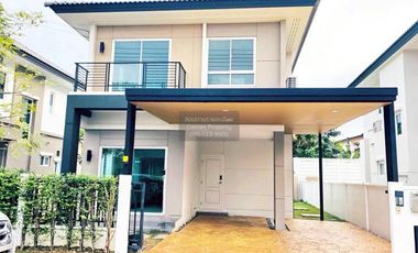 For sale 3 bedrooms house in Khlong Sam Wa, Bangkok