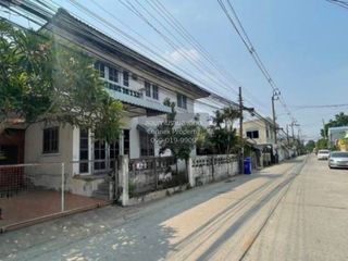For sale 5 bedrooms house in Pak Kret, Nonthaburi