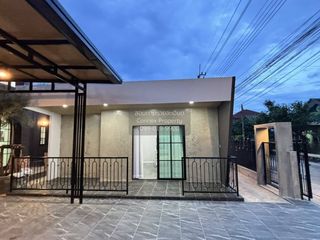 For sale 4 bedrooms house in Nong Chok, Bangkok