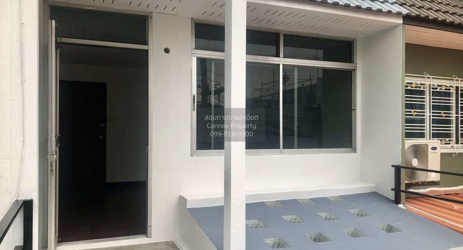 For sale 2 bedrooms townhouse in Lak Si, Bangkok
