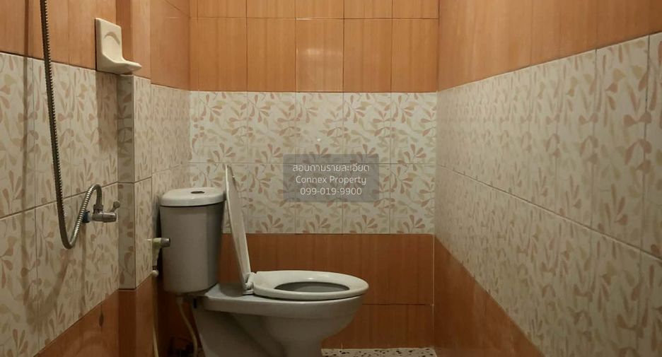 For sale 2 bedrooms townhouse in Lak Si, Bangkok