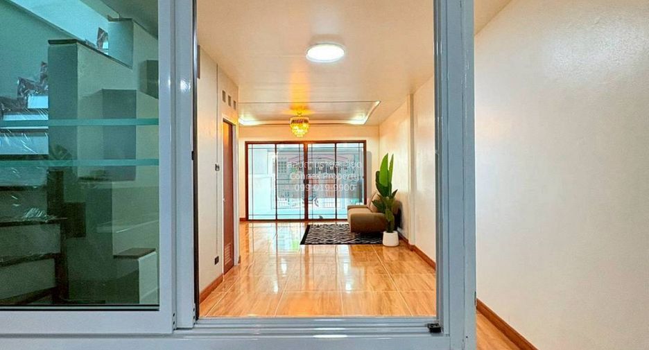For sale 2 bedrooms townhouse in Bang Bua Thong, Nonthaburi