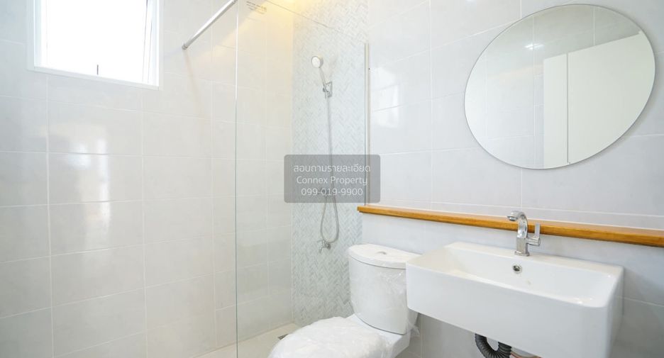 For sale 4 bedrooms house in Bang Khun Thian, Bangkok