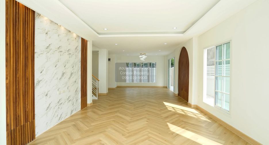 For sale 4 bedrooms house in Bang Khun Thian, Bangkok