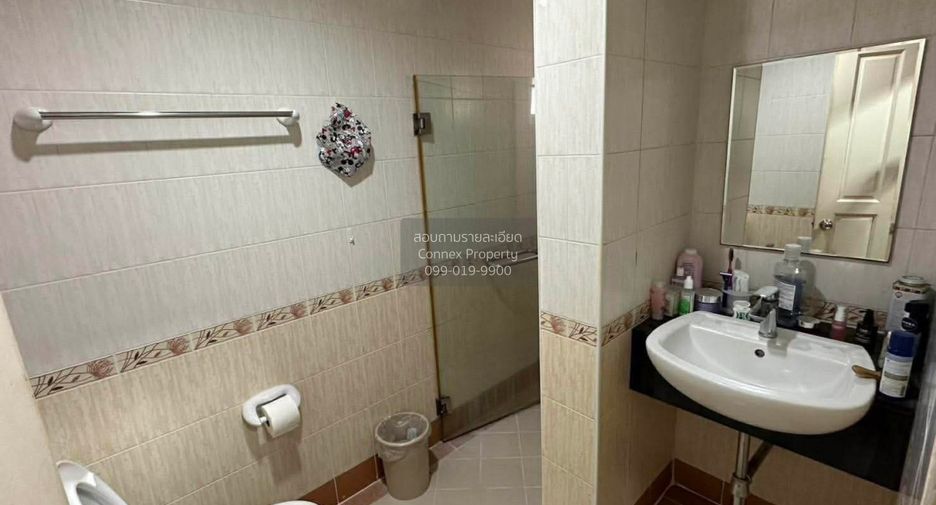 For sale 3 bedrooms house in Lat Phrao, Bangkok